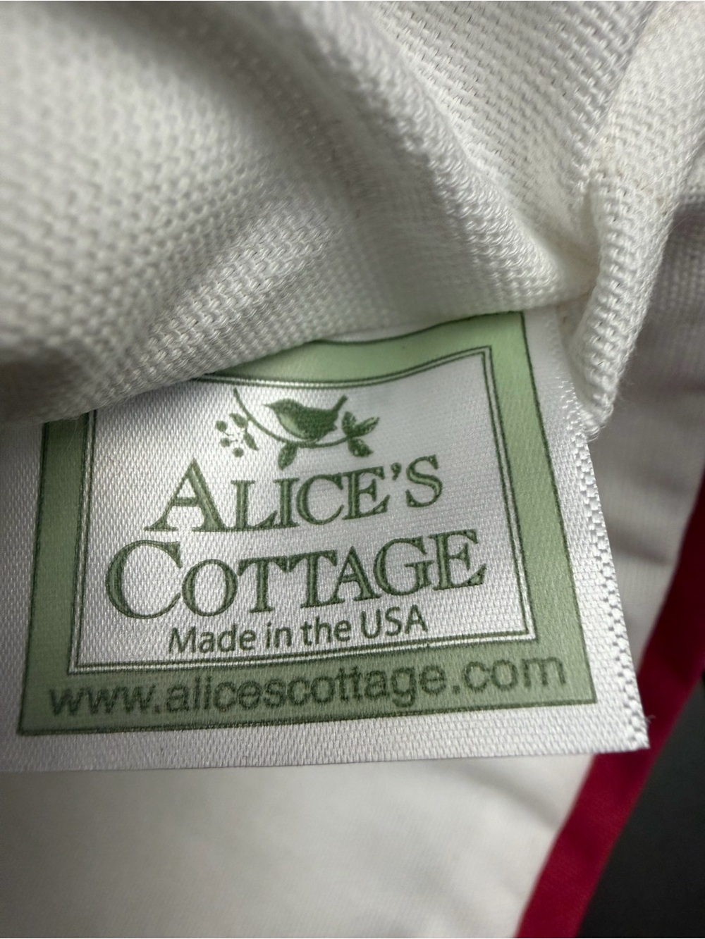 Alices Cottage Insulated Tea Cozy (Geranium Red) - Picture 8 of 8